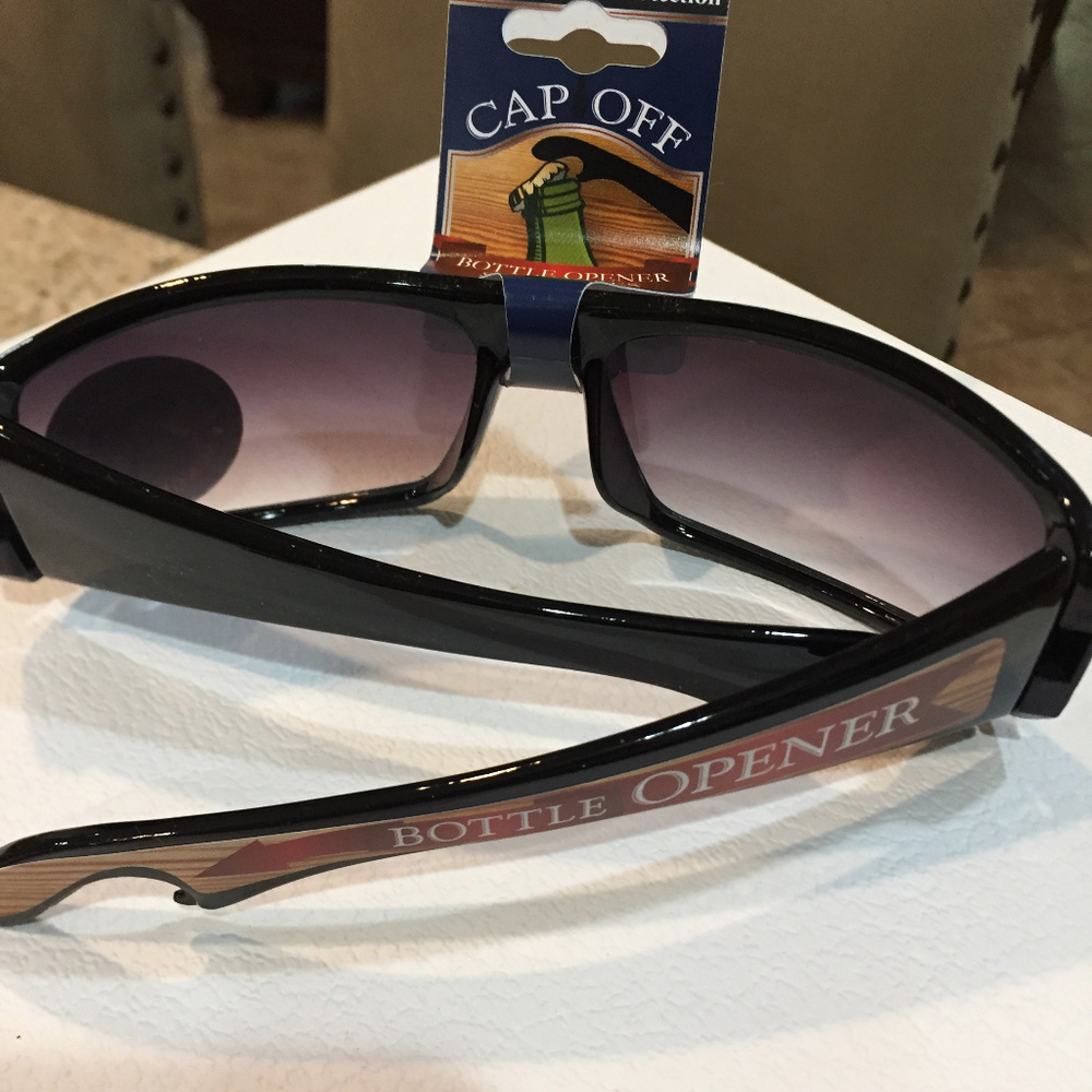 NEW* TAILGATE Bottle-Opener on Sunglass